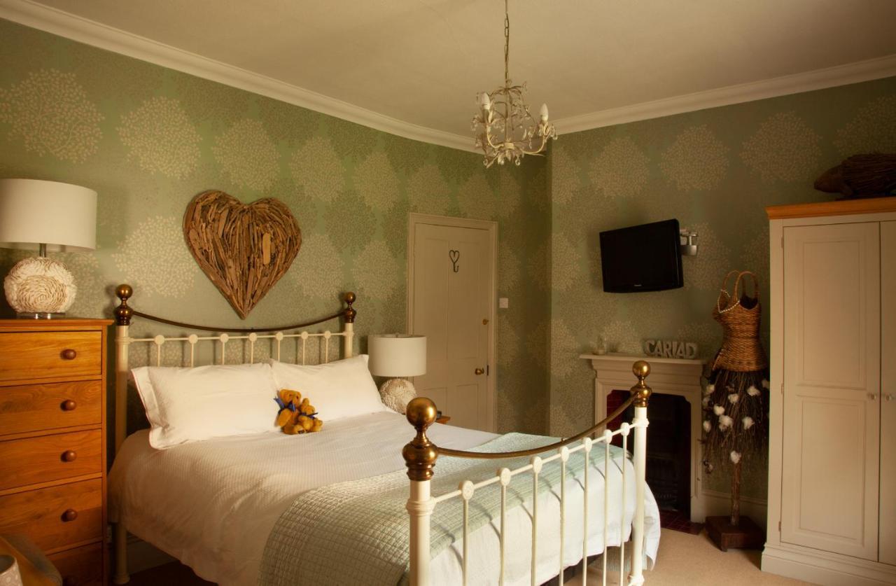 Bed and Breakfast St Katharine'S House Milford Haven Exterior foto